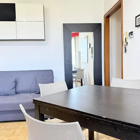 Appartement Se279 - Marotta, Trilocale A Due Passi Dalla Spiaggia, Con Posto Auto